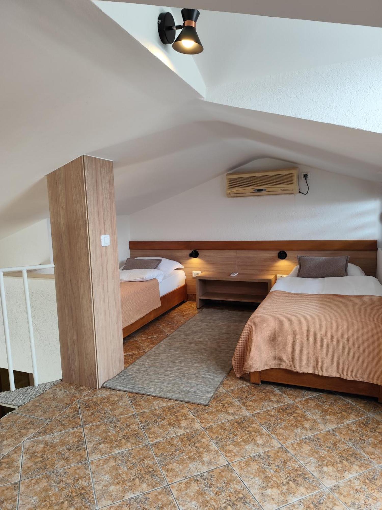Guest House Jedro Petrovac Стая снимка